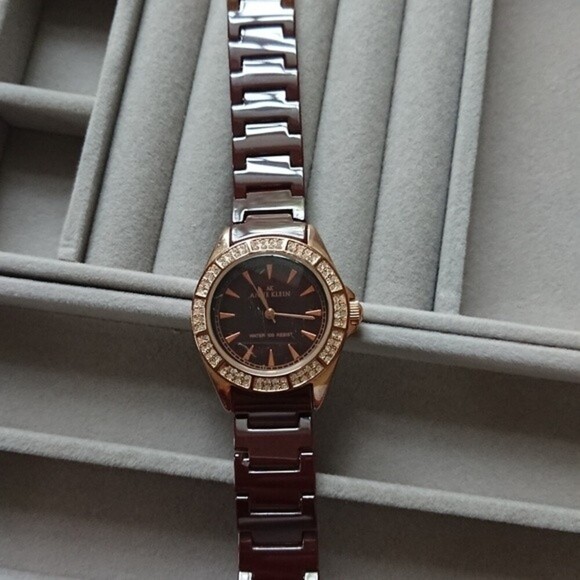 Bronze tone with crystals Anne Klein watch - Picture 1 of 10